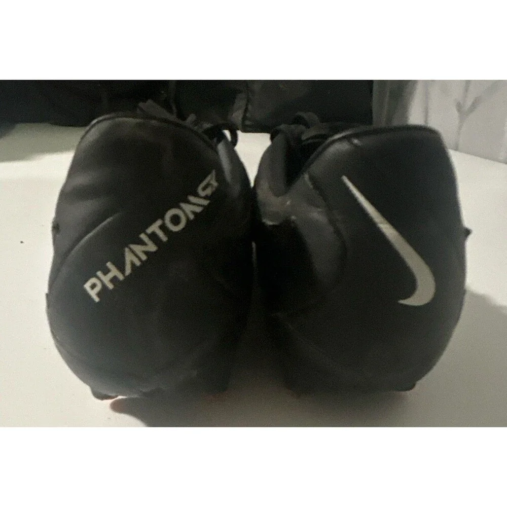 Nike Phantom GT Black Soccer Cleats, US Size 8.5